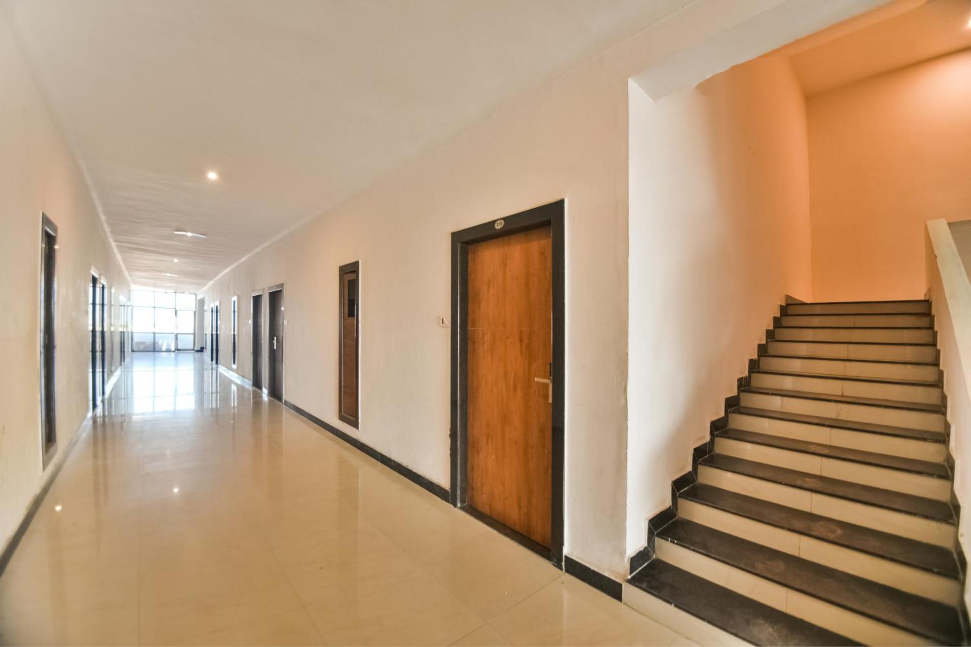 Capital O Amit Palace Bhilwara Exterior photo